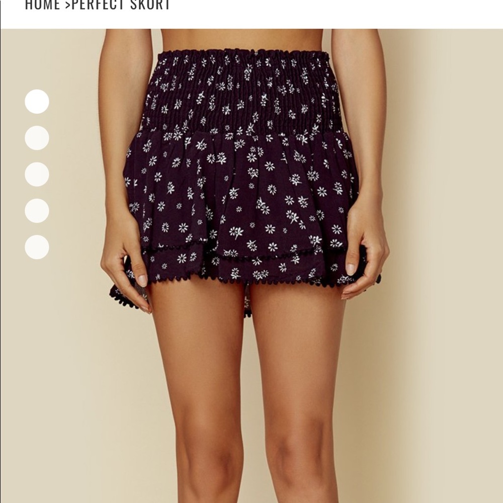 Planet Blue Daisy Skort. Never been worn!